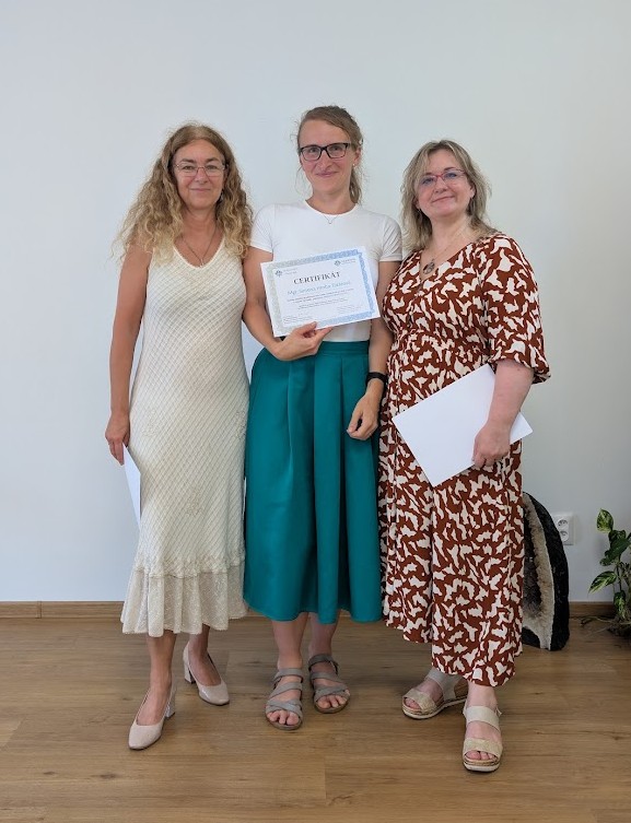 Mgr. Simona Hroba Tatárová lektorka mindfulness pre deti a mládež